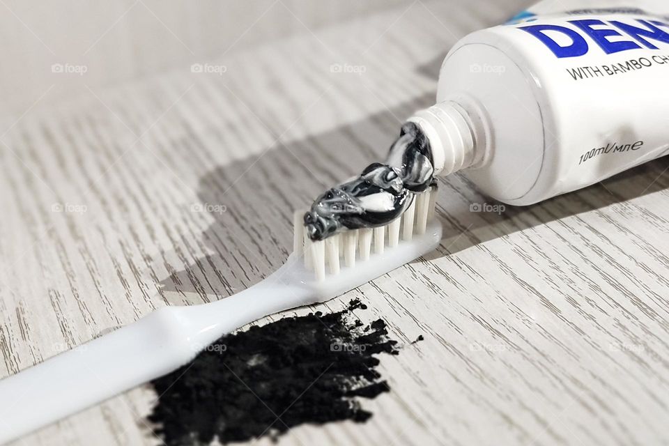 Toothpaste for whole Family, Dent-a-Dent Black and White natural whiteness