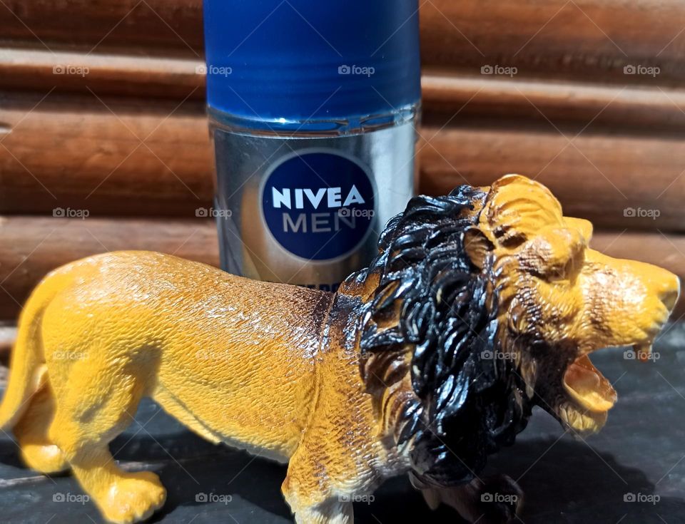 nivea deodorant