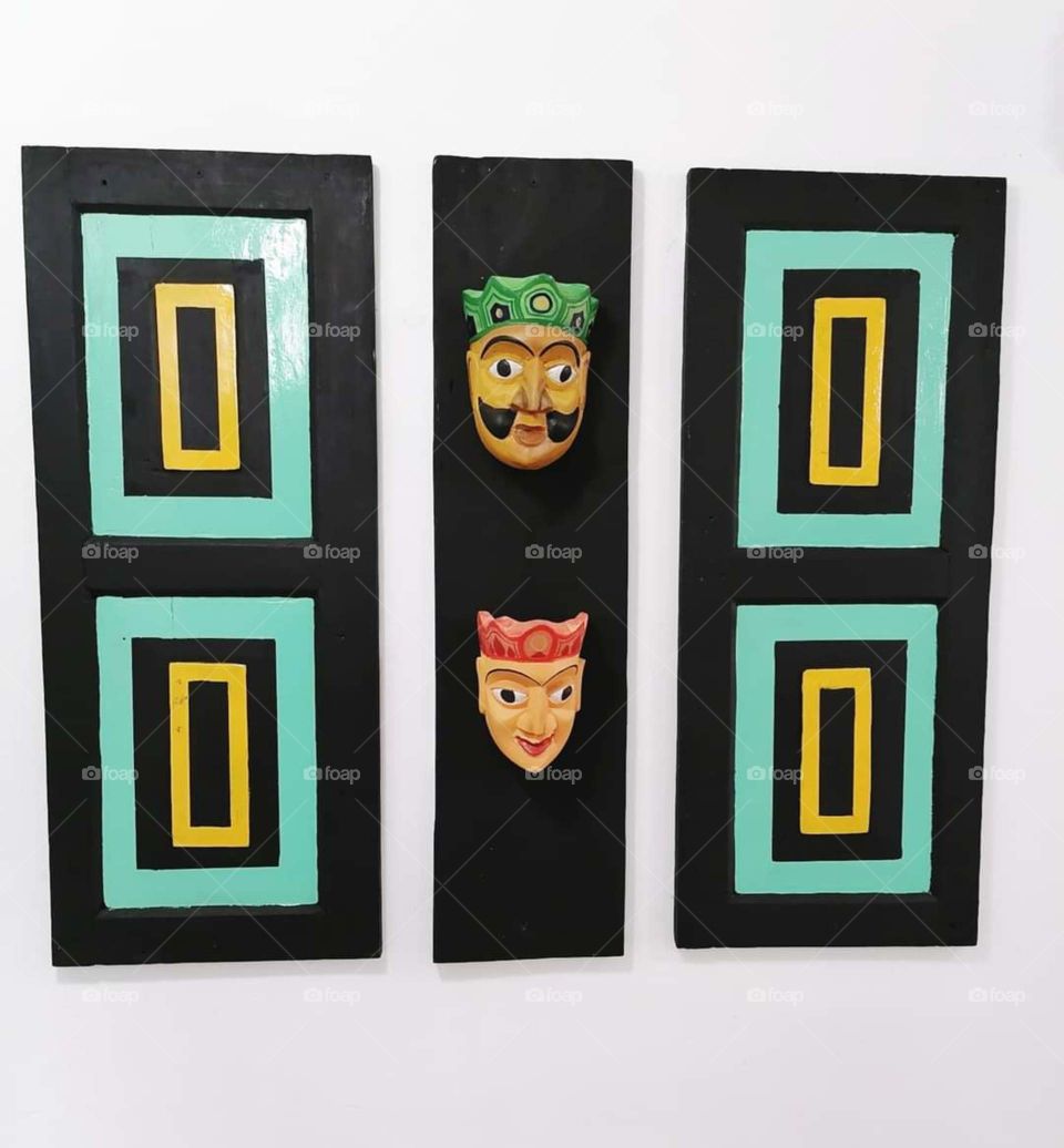 hand painted wall decoration