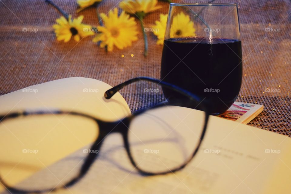 Red Wine & A Good Book