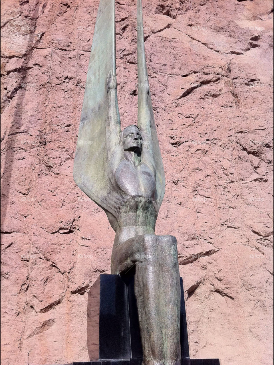 statue guardian hoover dam by DCMarsh
