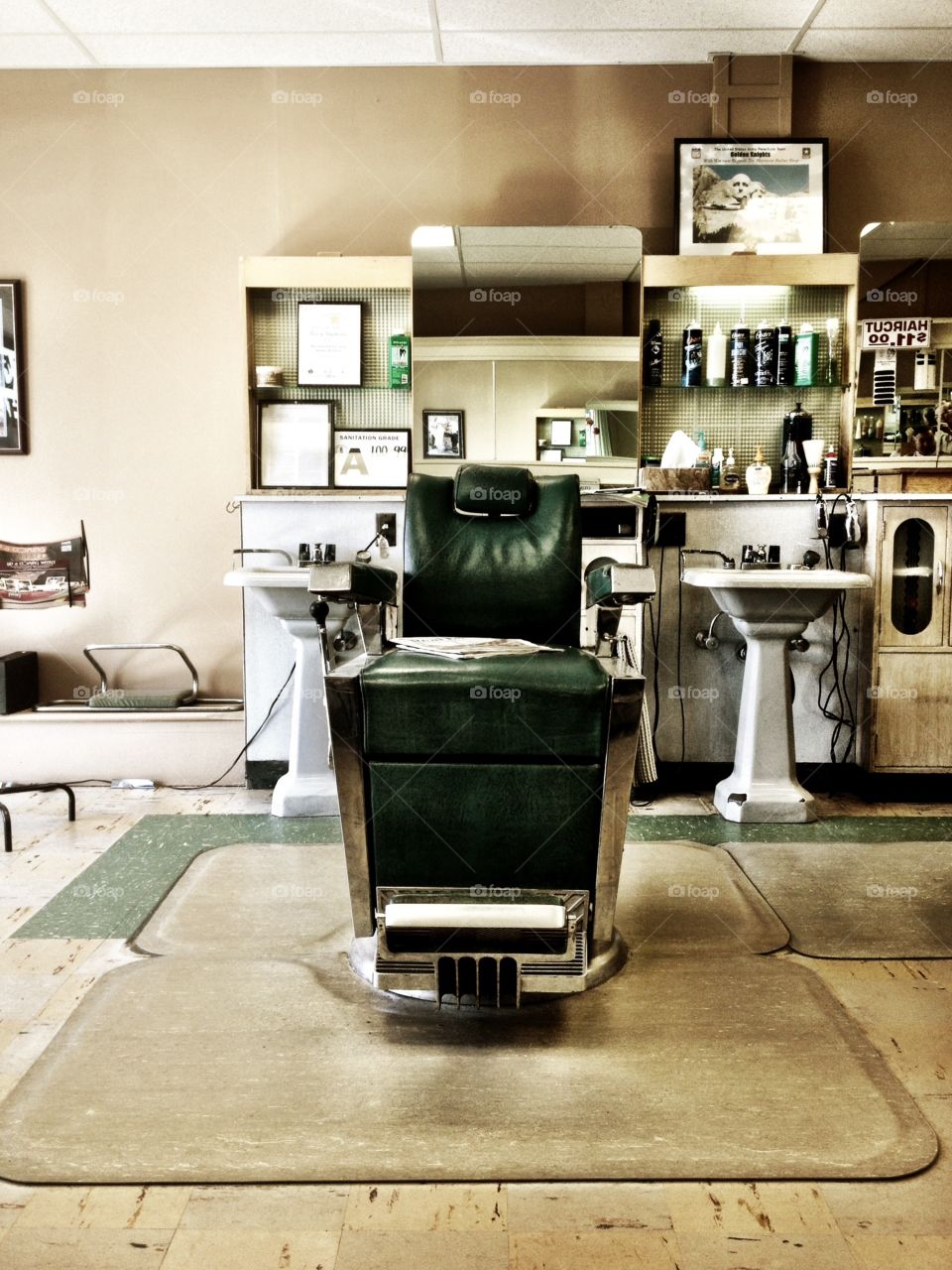 Vintage Barber Chair. Vintage style barbershop chair.