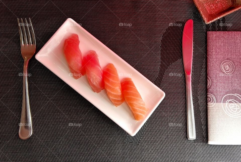 Nigiri Salmon