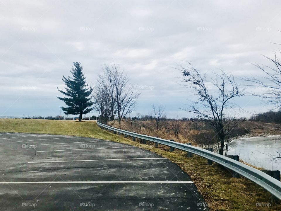 A photo shoot of off into the distance. 