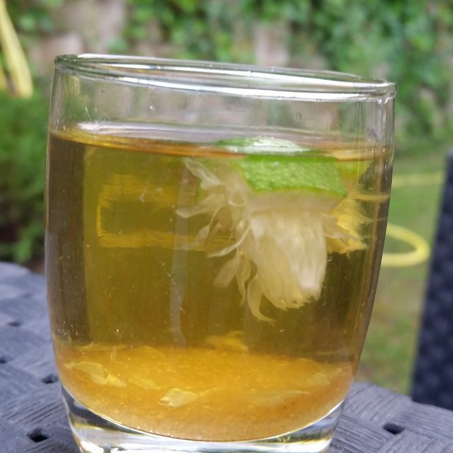 drink. garden time