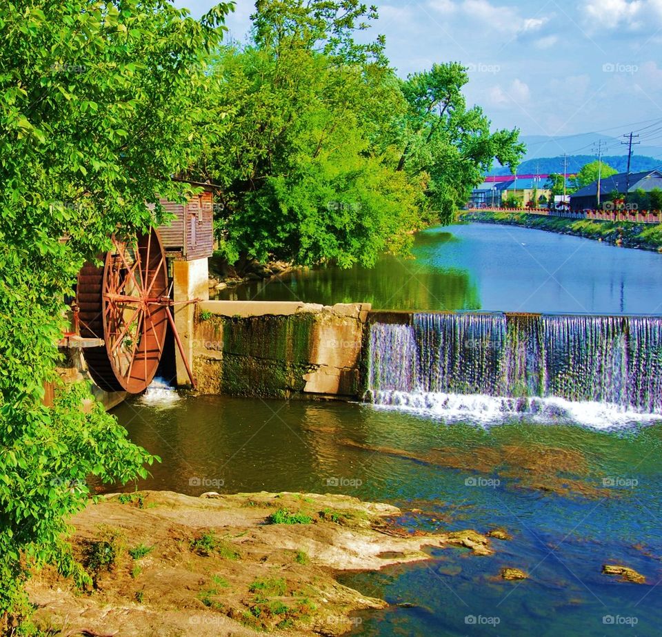 Water wheel water fall