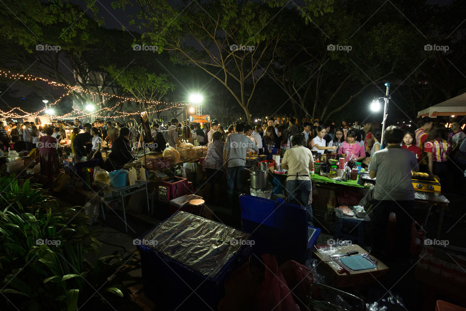 Street night market 