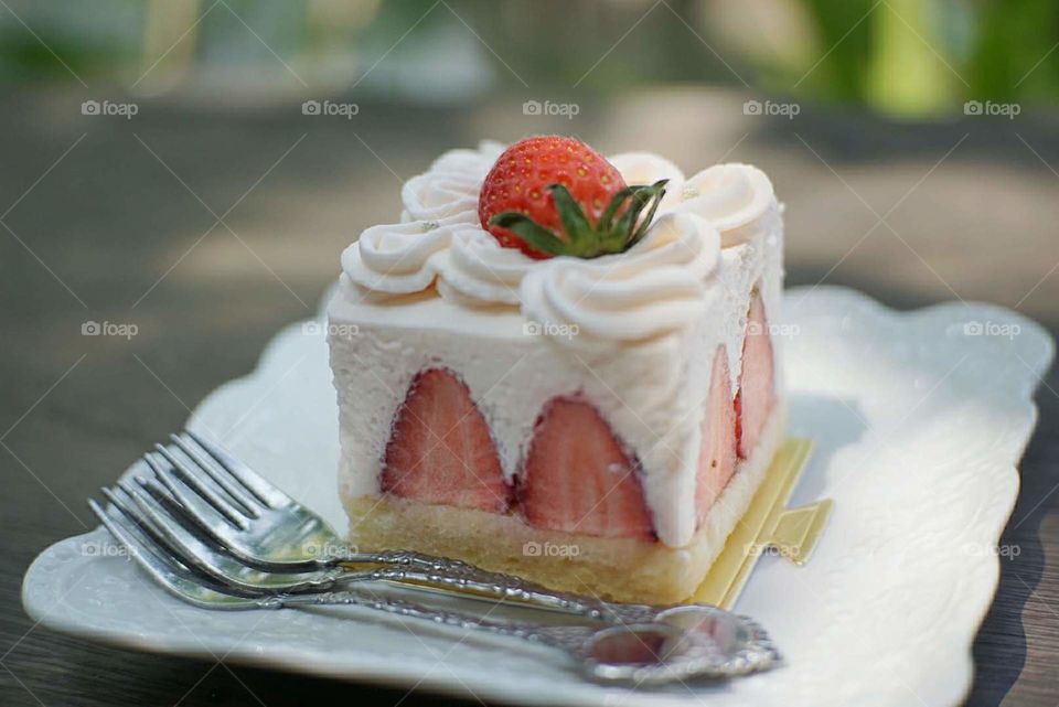 strawberry softserve.