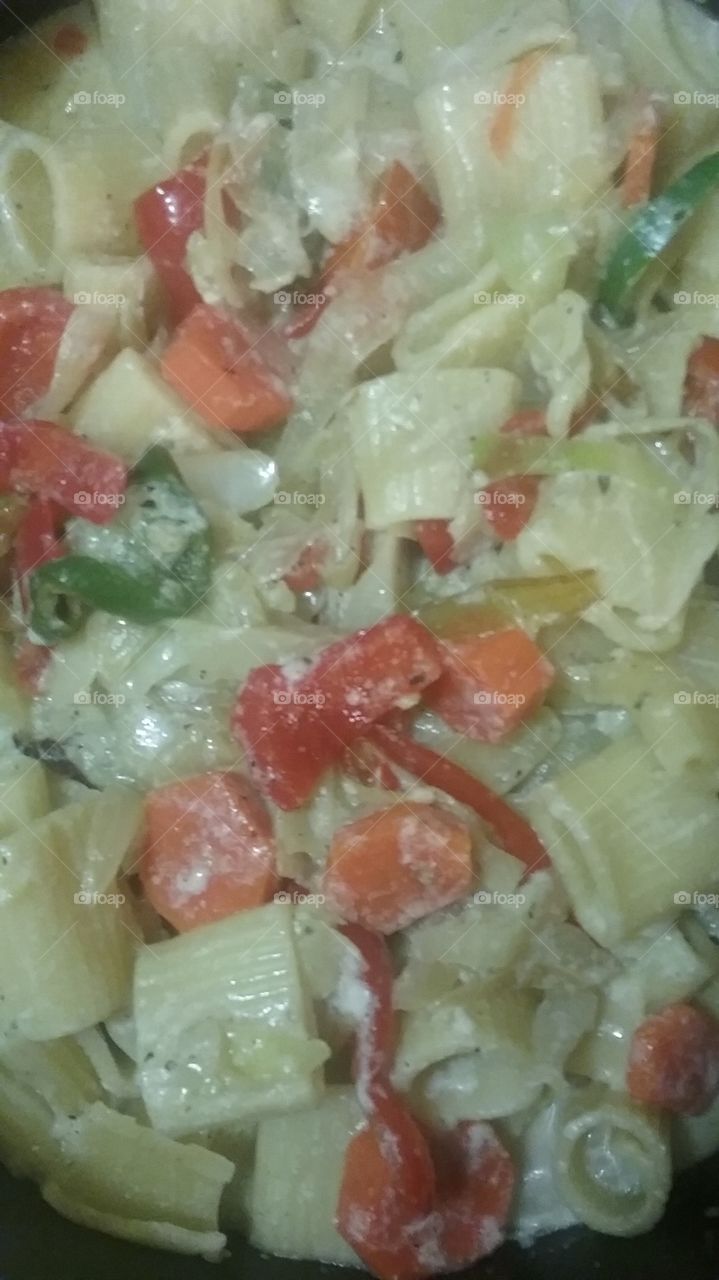 white sauce pasta