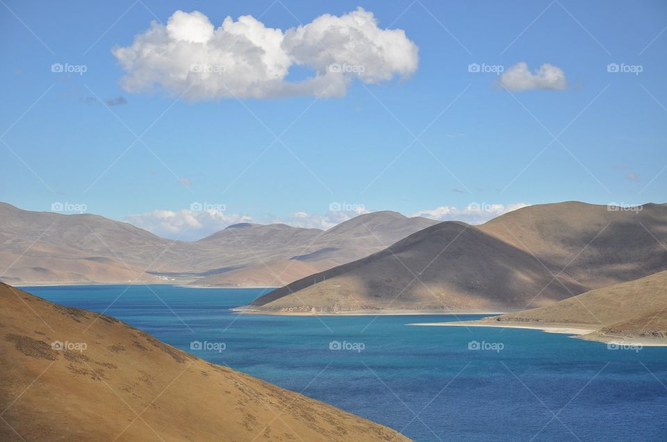 adventures in tibetan himalaya mountains and mountain lake view