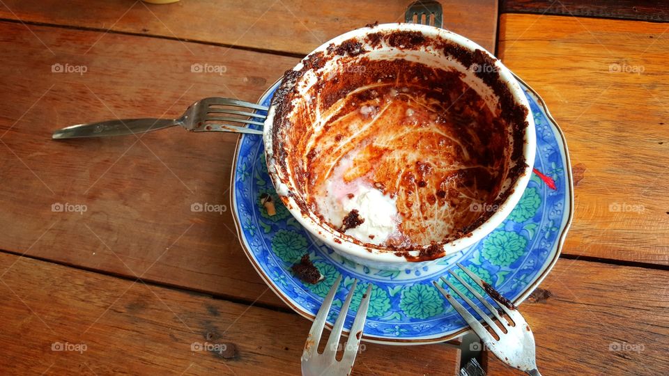 empty bowl of icecream brownie
