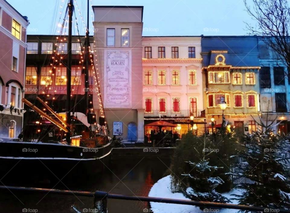 Winter at the amusement park