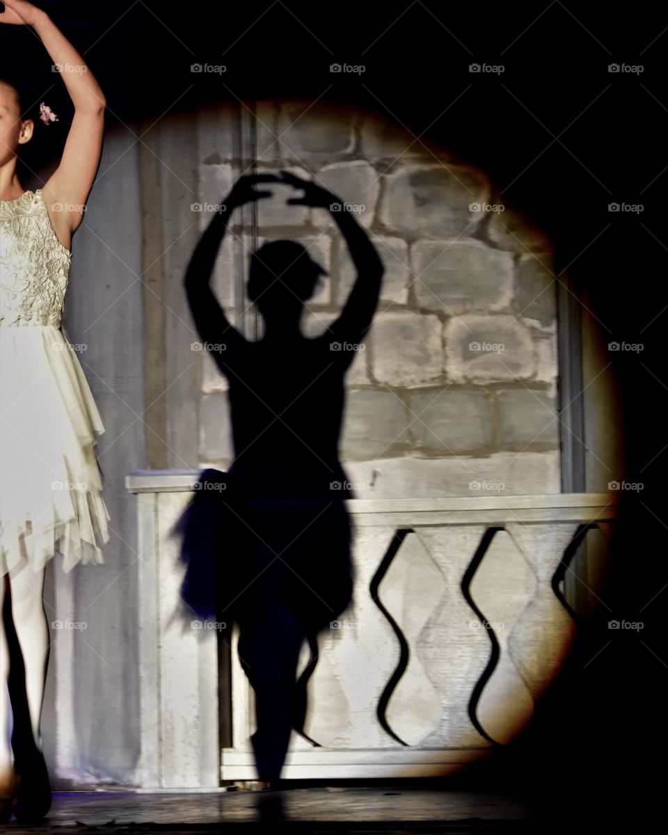 Ballerina with shadow 