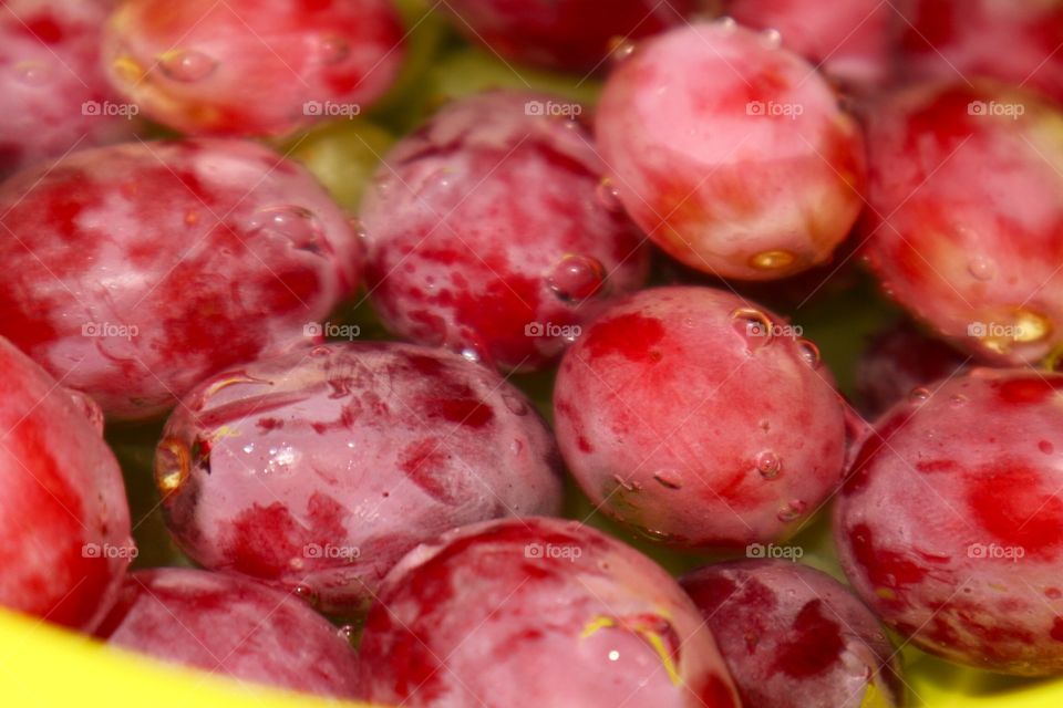 Grapes in water 