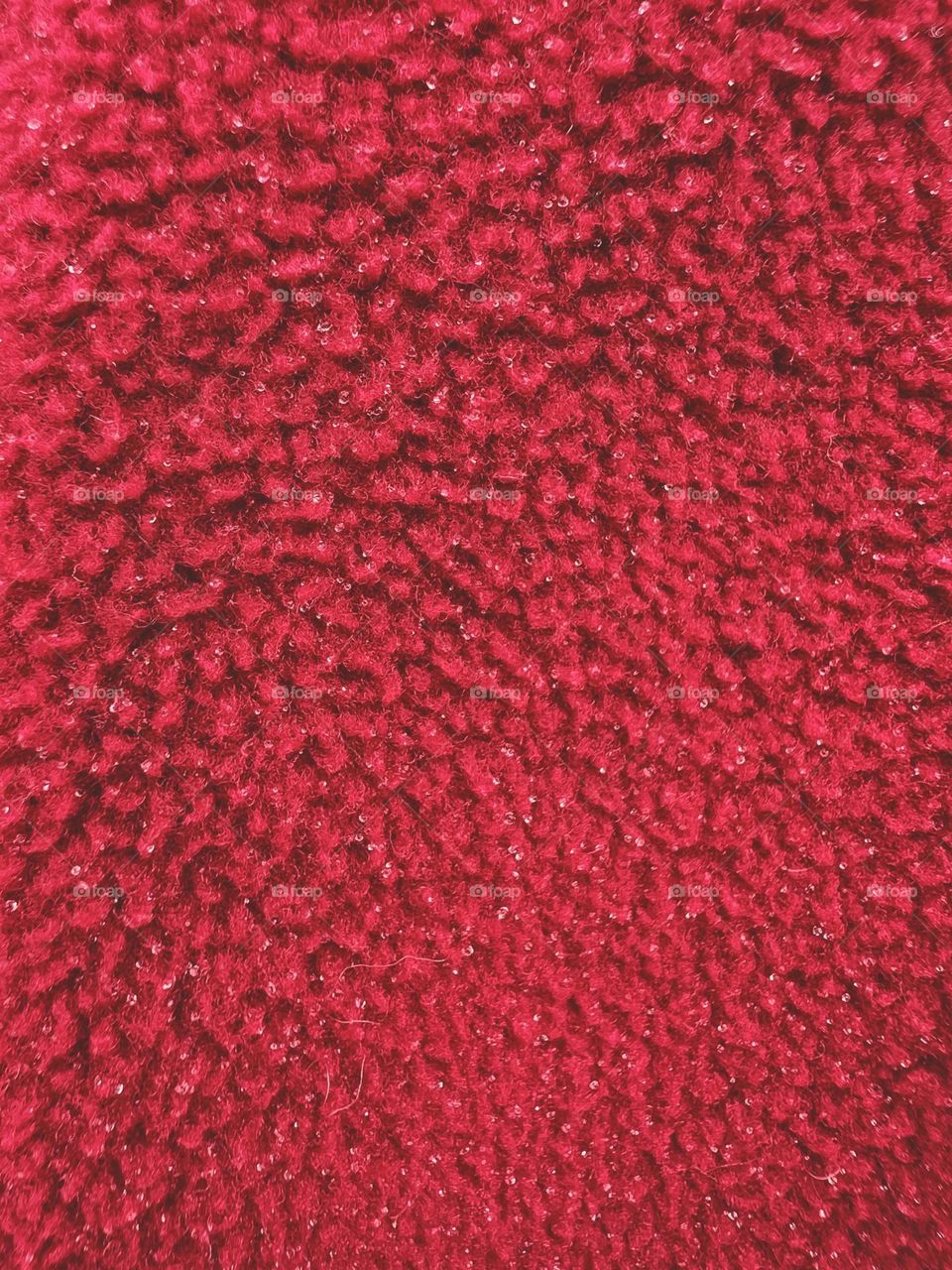 Drizzle on the fleece sweater 