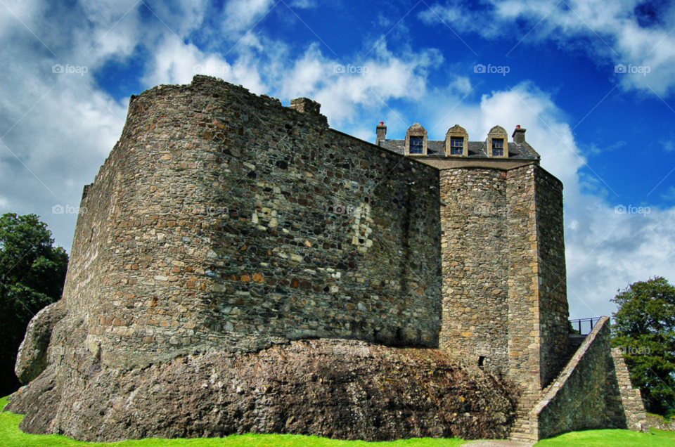 sky tree clouds scotland by selecshine