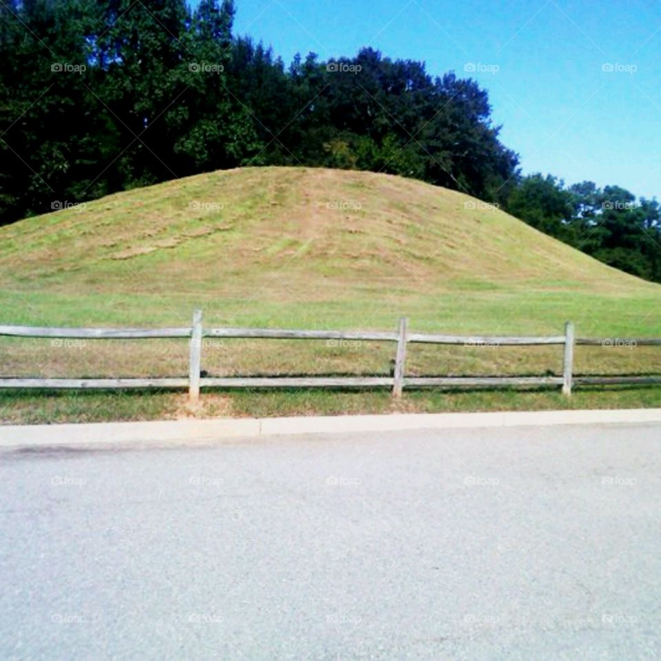 native american temple mounds in Georgia