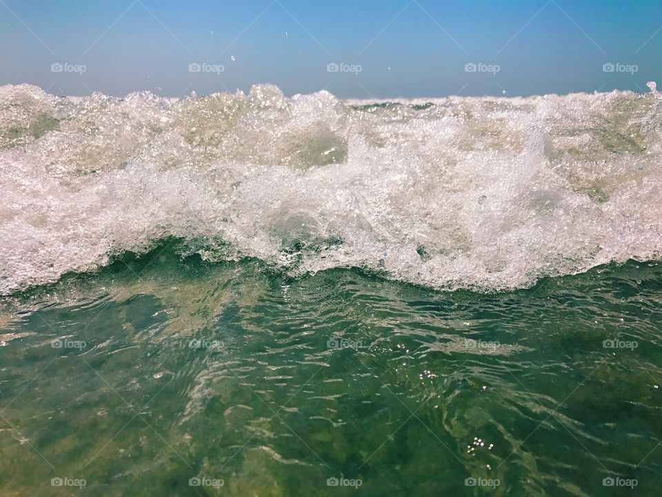 Wave crash 