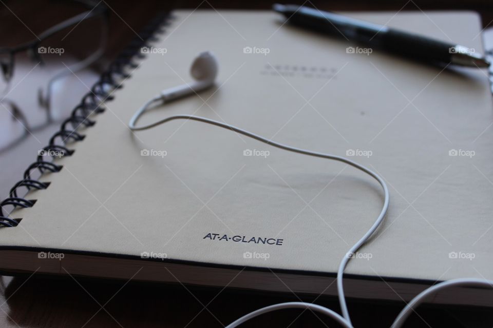 Notebook & headphones 