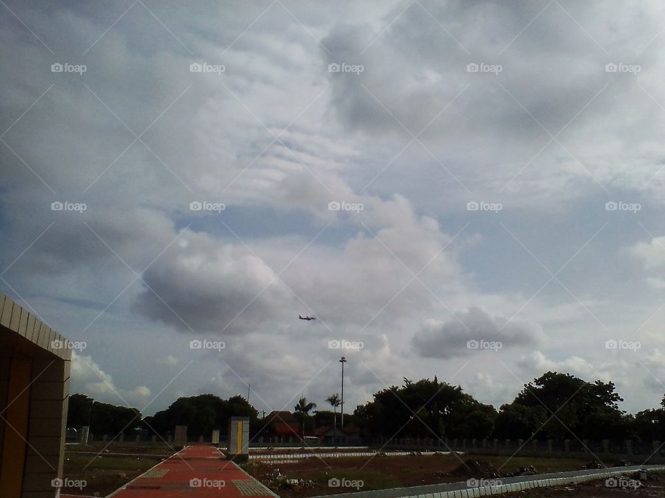 Many hot clouds gathered above the park