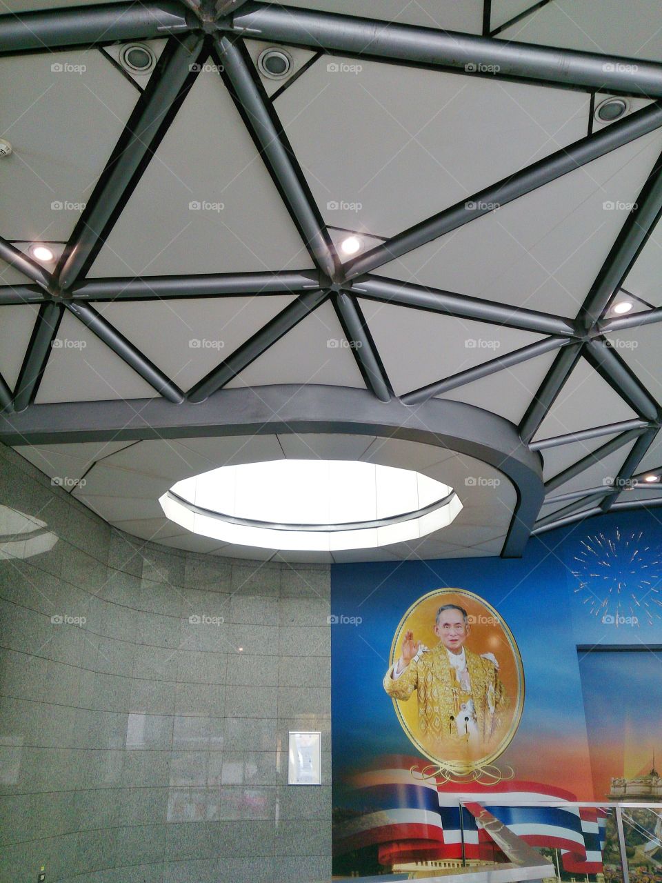 Crown. This photo was taken at the Hua Lamphong MRT Station.