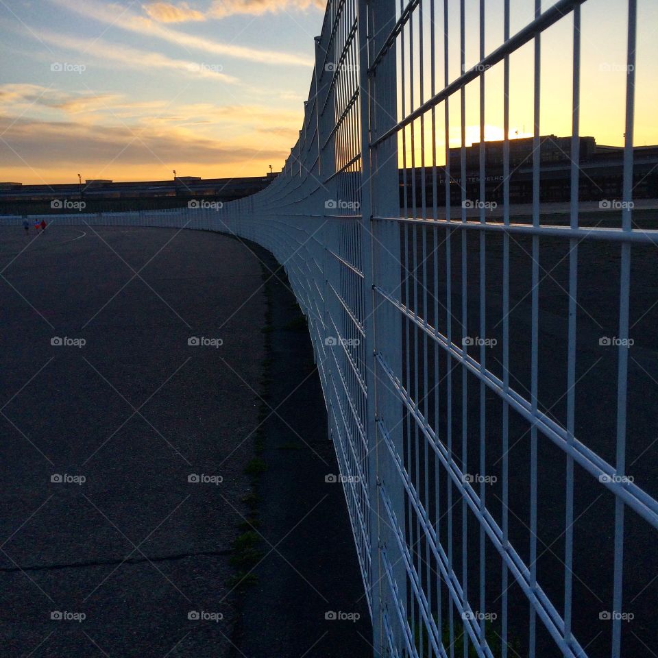 Lines in Templehofer Feld