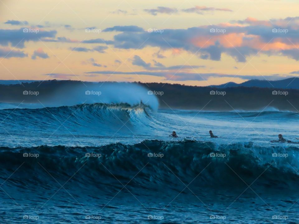 Sunset surf 🌊