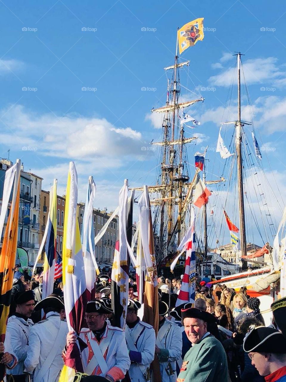 Europe travel -Immersed in the fun of the festival, the biennial Sete Sea Sailing event brings together some of Europe's most famous sailing ships, as well as the Portuguese Pirate Ship and Pirates of the Caribbean, night falls, and port light shows.