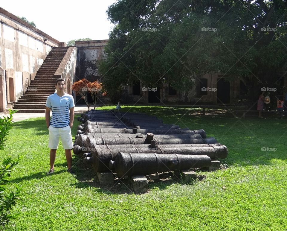 Allen en el Fuerte San Fernando de Omoa Honduras