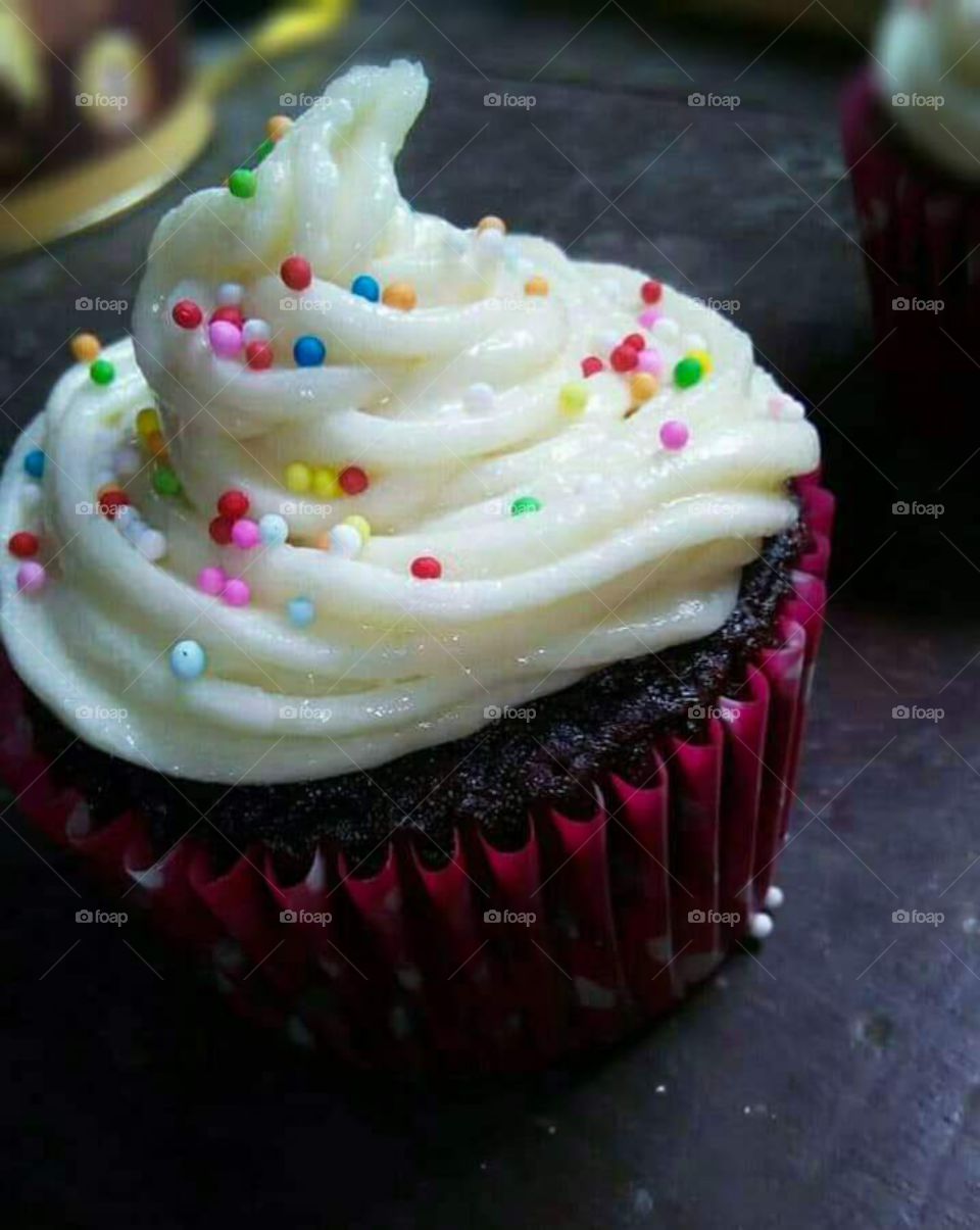 red velvet cup cake..