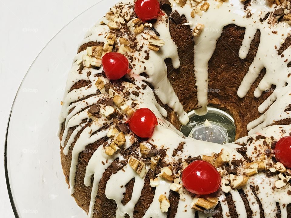 Bundt cake with nuts and cherries 