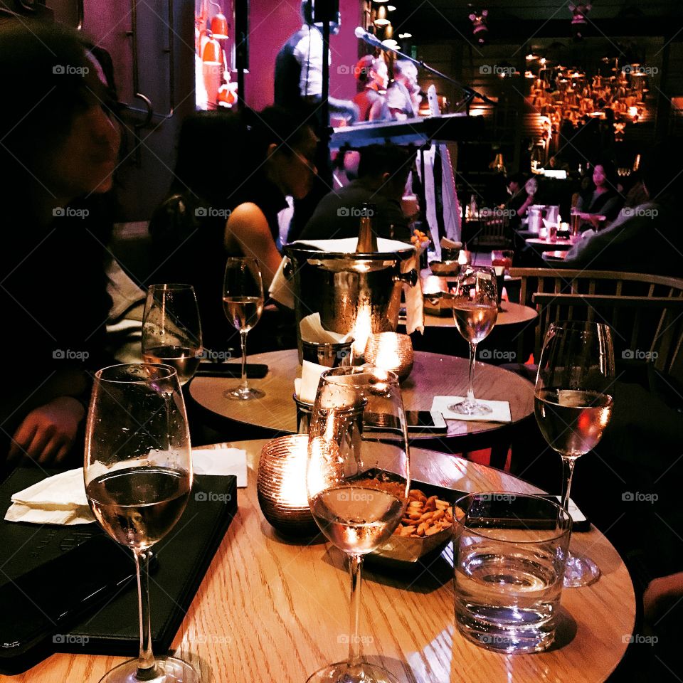 Restaurant, Dining, Bar, Table, Tableware