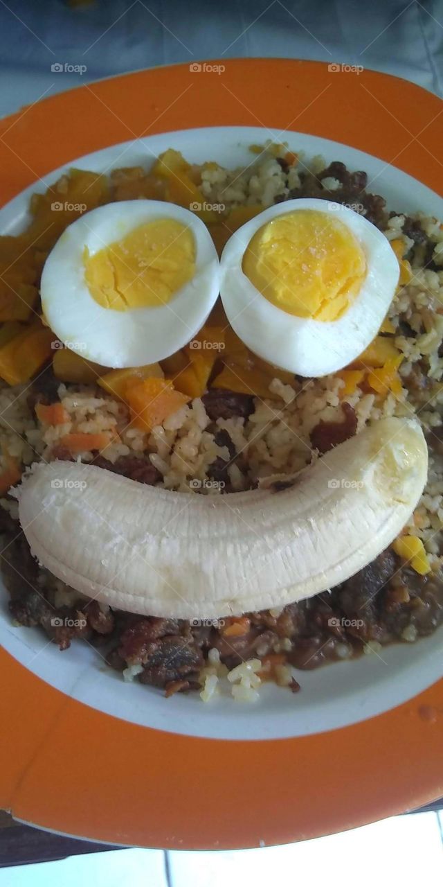 smiling lunch