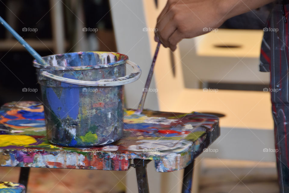 Arts and crafts supply; artist palette, paint paint brush bucket
