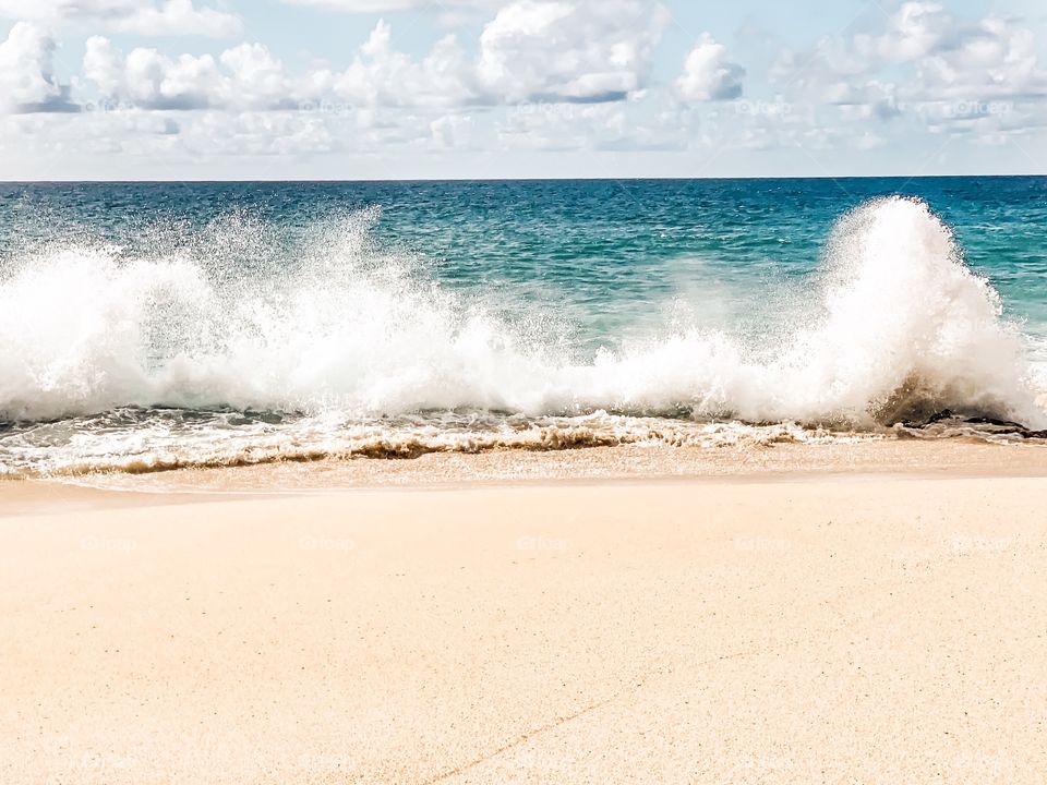 In Hawaiian mythology, Nāmaka (or Nā-maka-o-Kahaʻi, the eyes of Kahaʻi) appears as a sea goddess or a water spirit in the Pele cycle. She is an older sister of Pele-honua-mea. Nāmaka controls the water and makes it’s breathtaking yet a dangerous. 