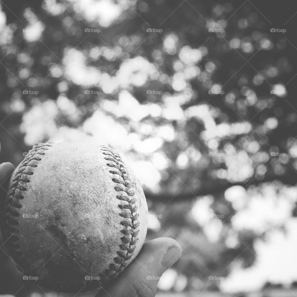 old bw ball texture by joncourville