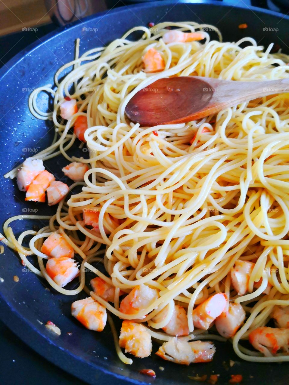 Shrimp spaghetti