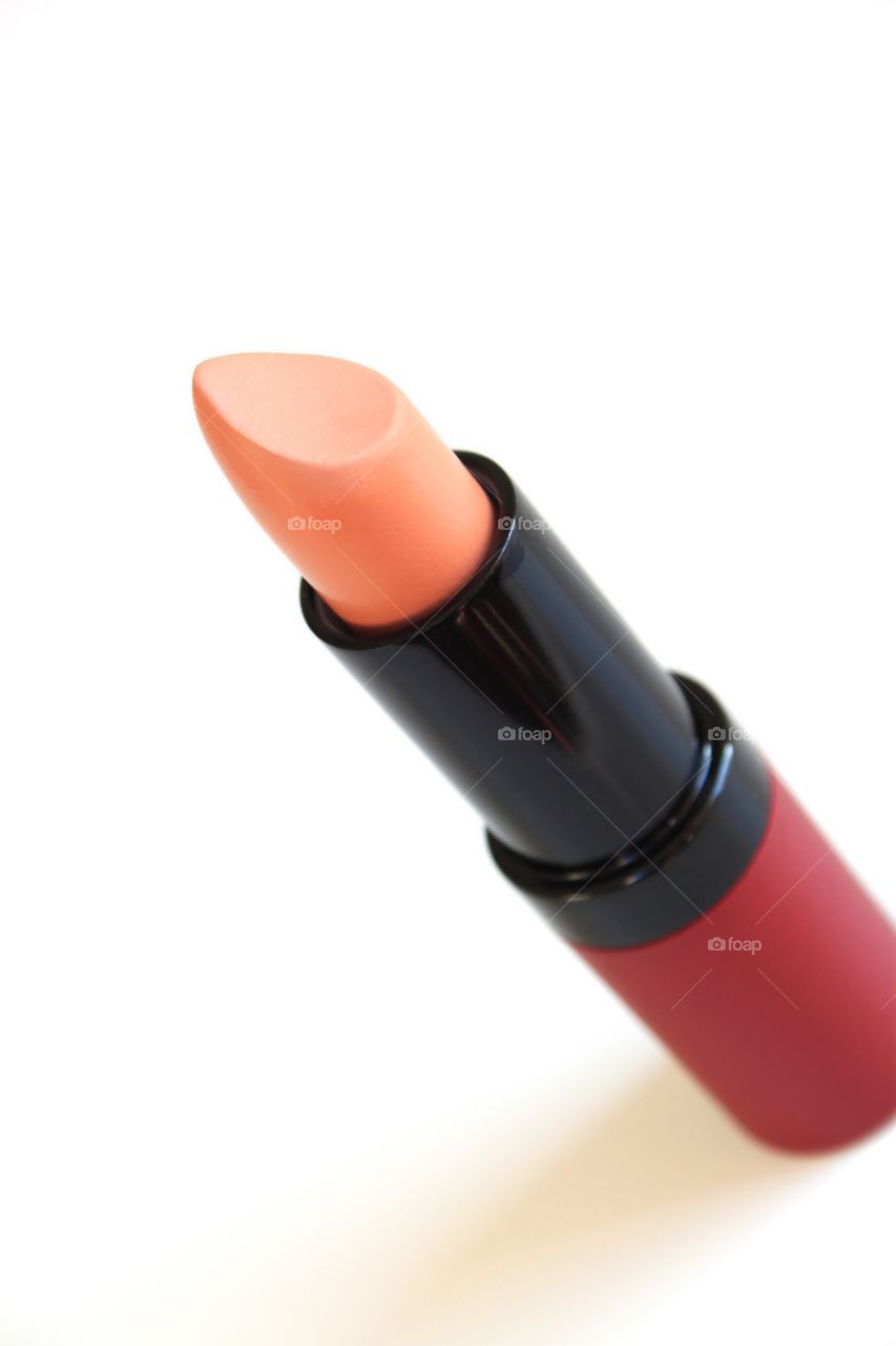 Nude lipstick