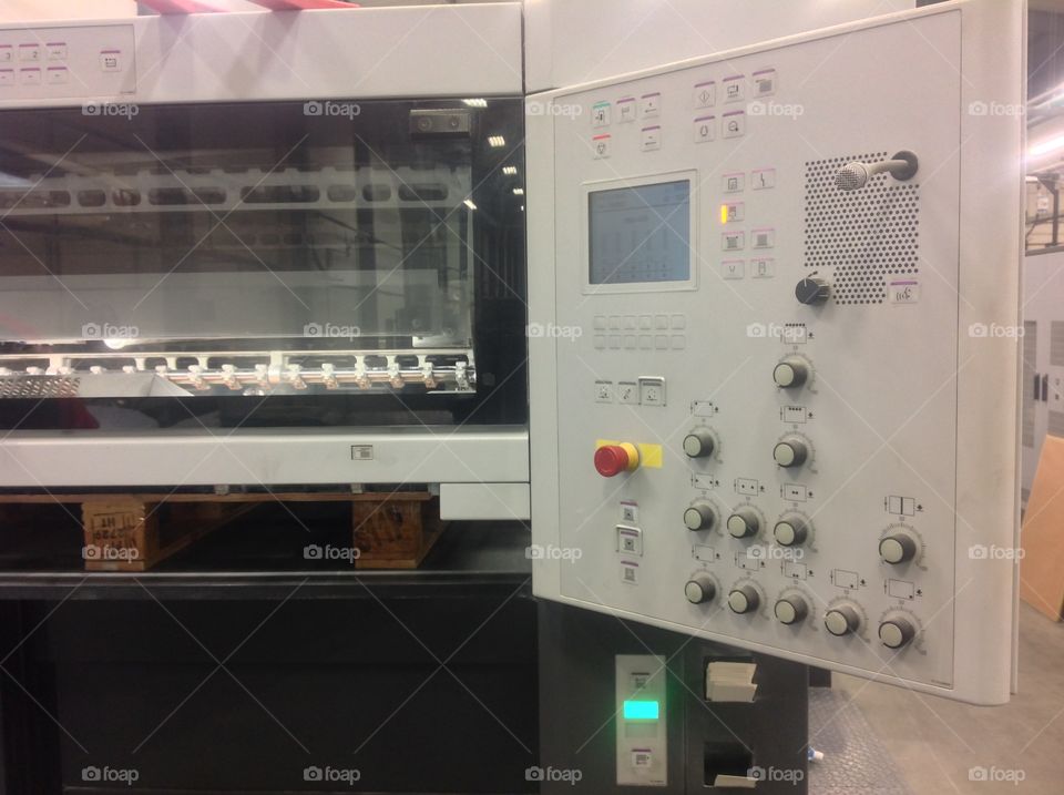 Printing press controls