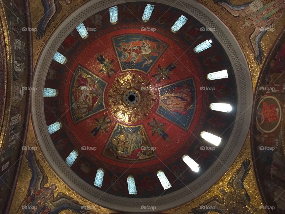 The main dome inside the cathedral basilica in St. Louis 