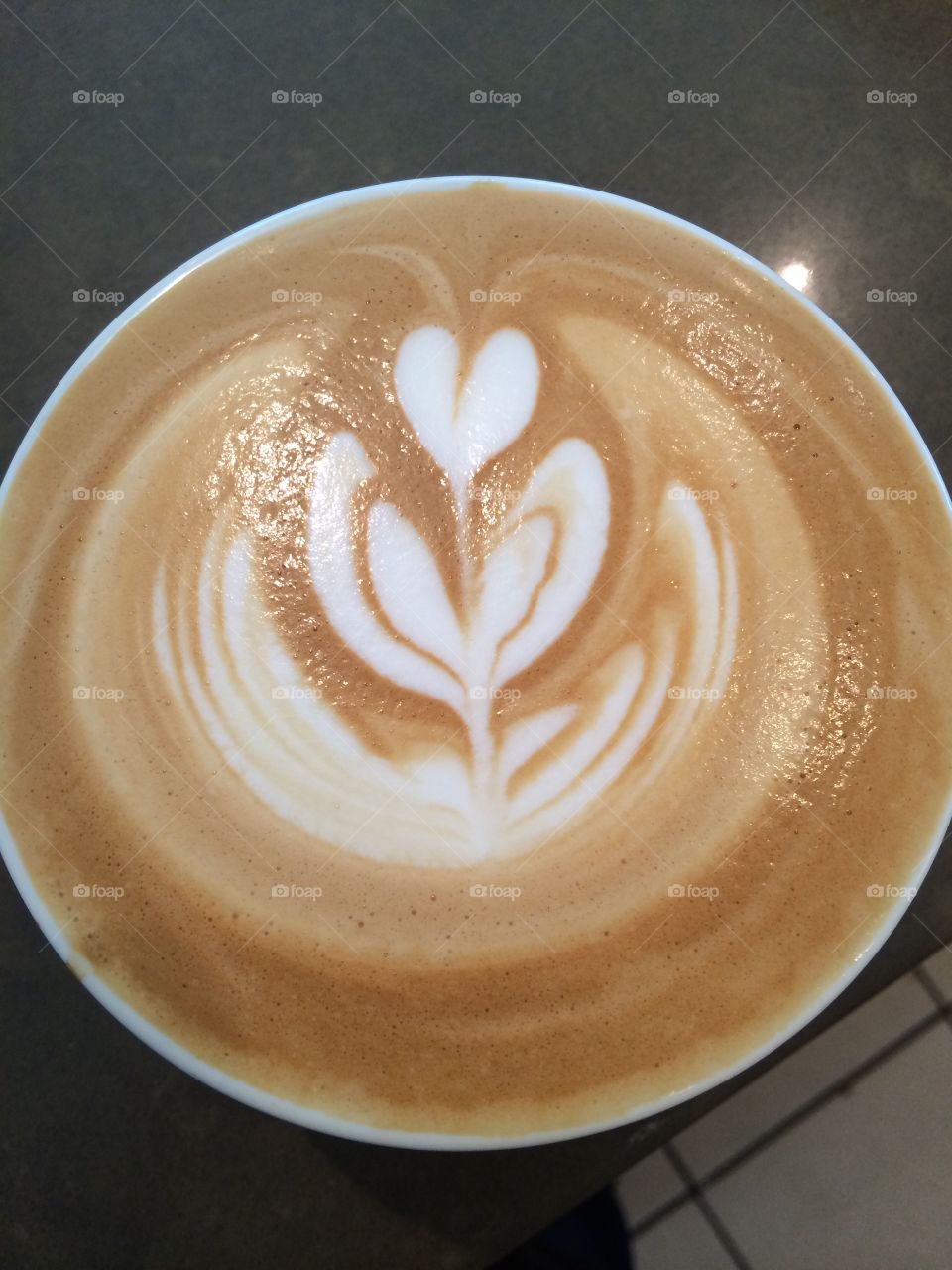Tulip latte art