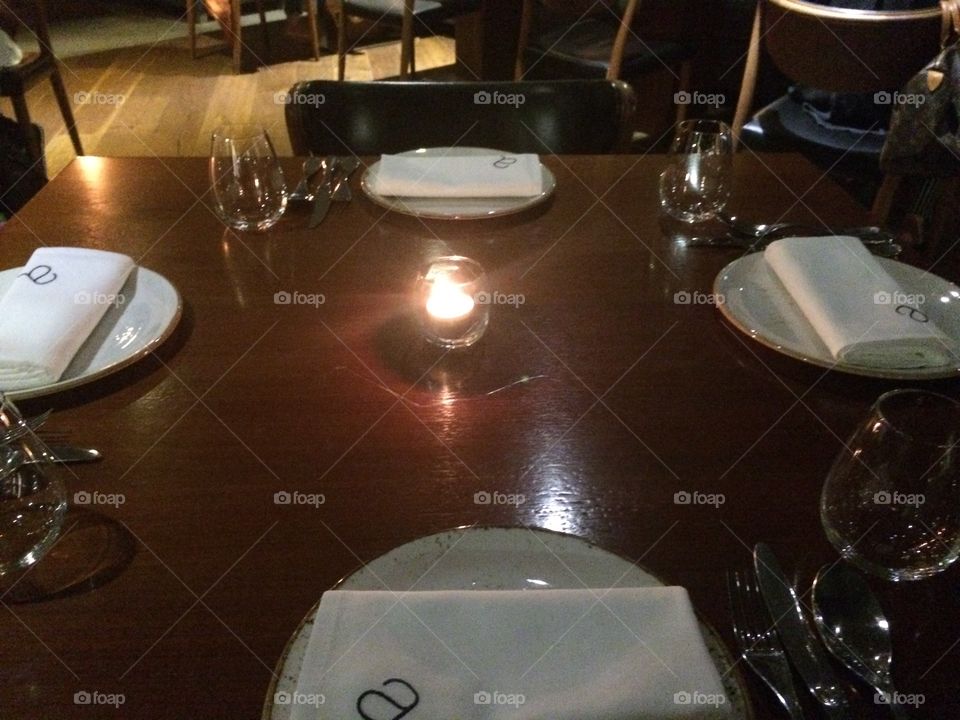 Social marina table setting