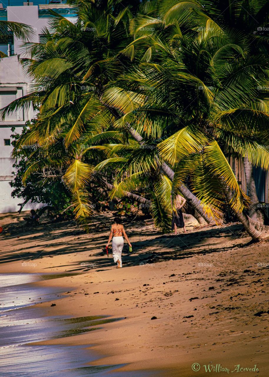 A total stranger walking into the frame of my camara.