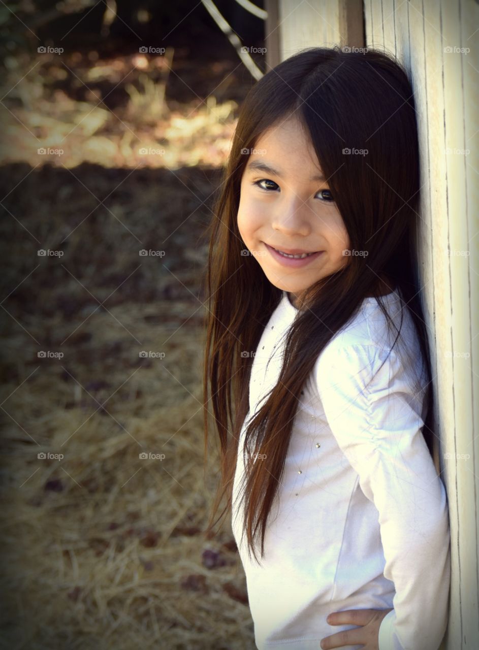 little girl portrait outdoors