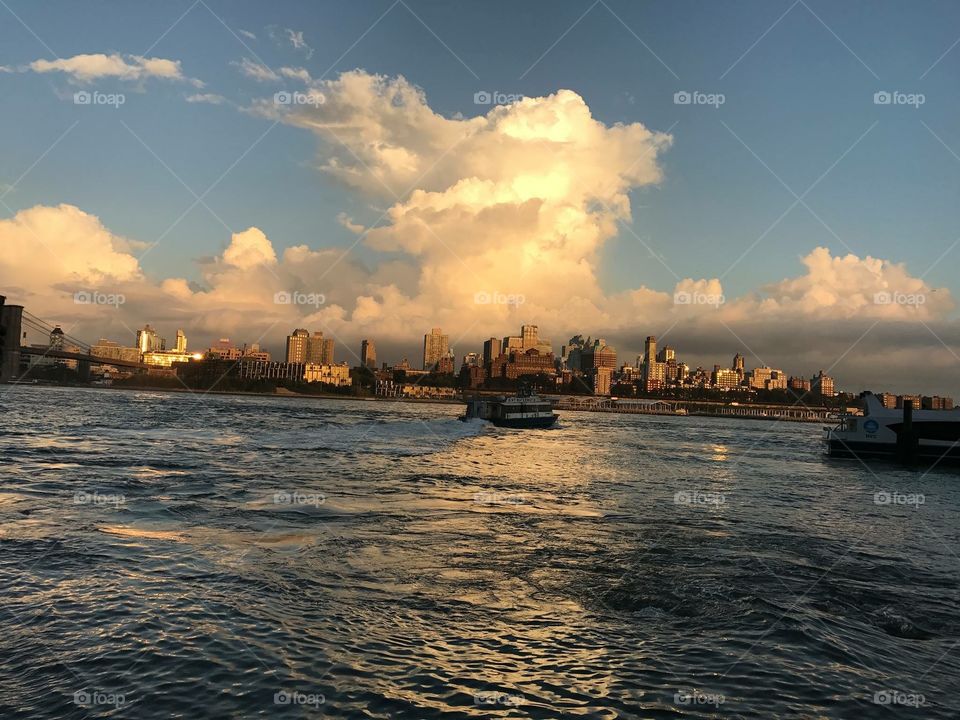 An evening view from Brooklyn bridge 