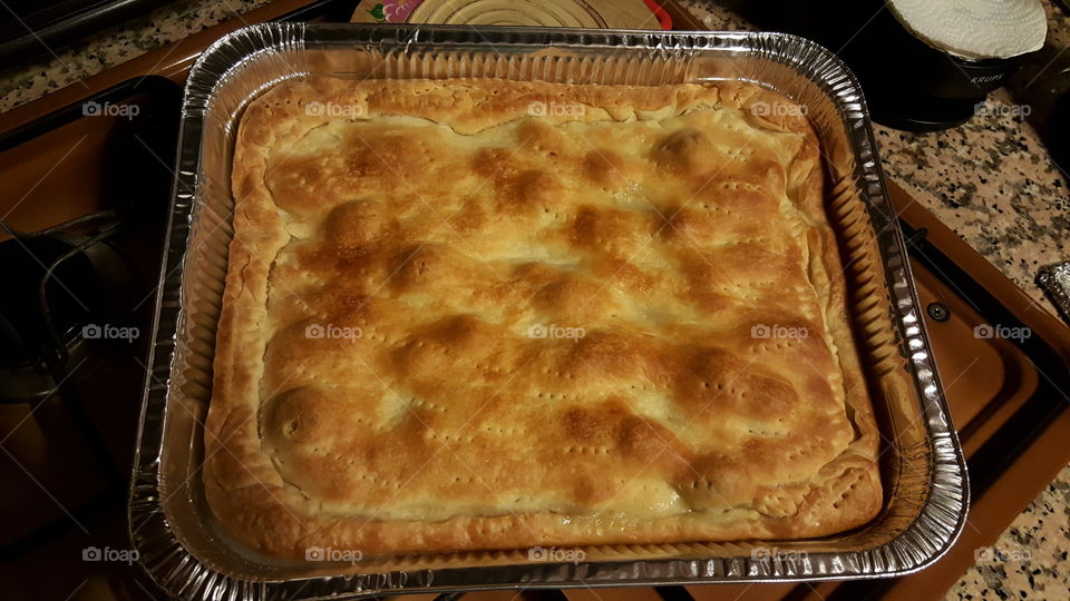 scacciata formaggio acciughe olive