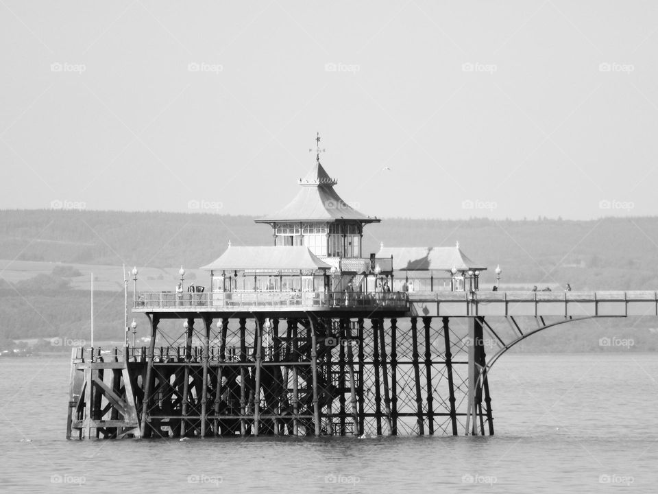 pier in black and white