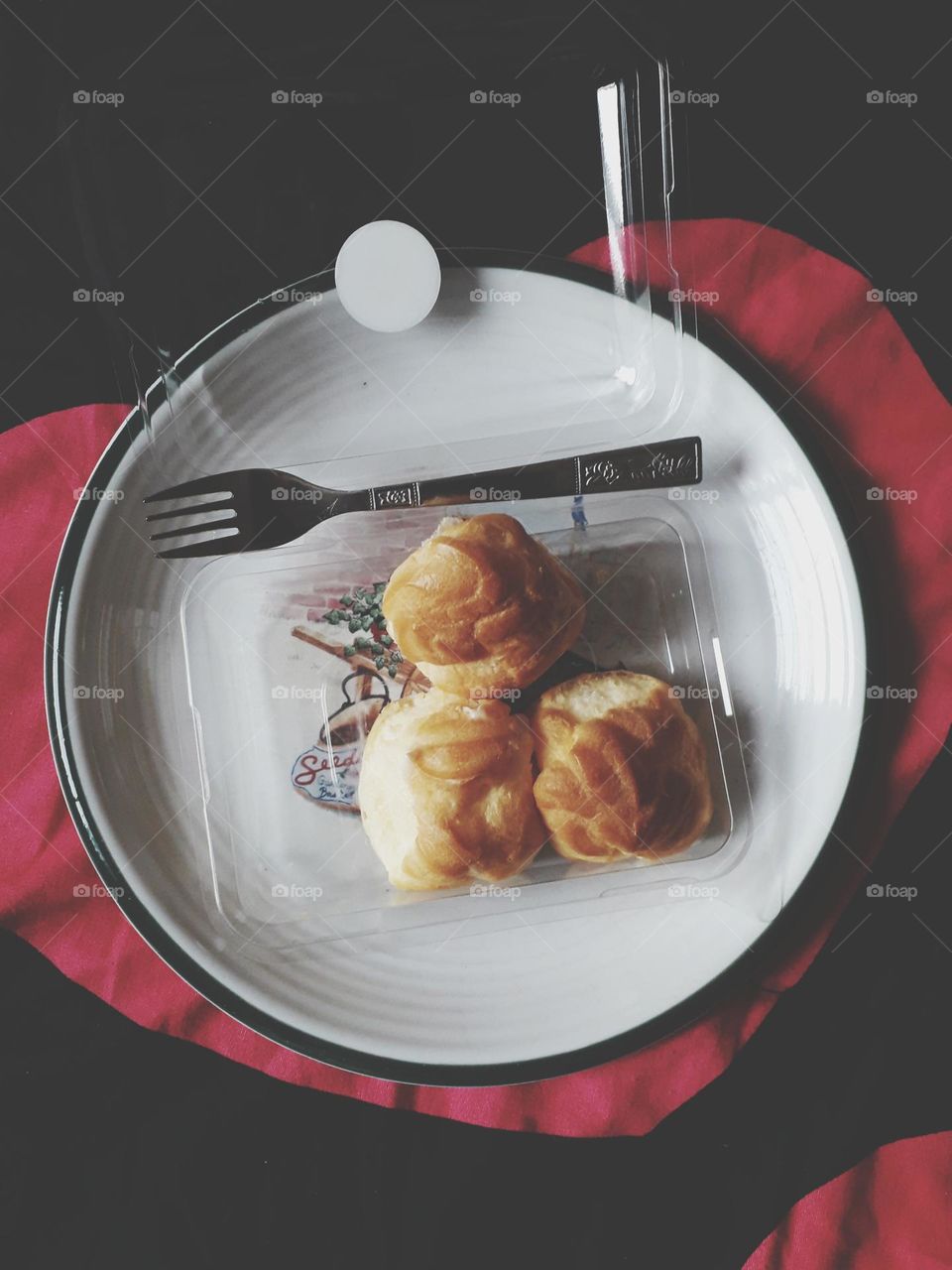 My afternoon snack, eclairs