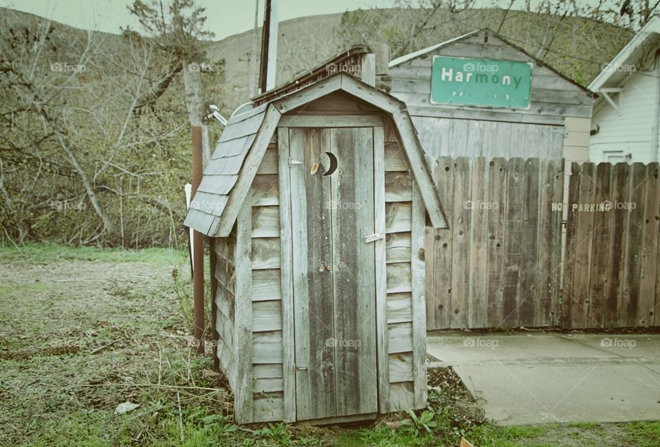 Harmony, CA Outhouse

Just kidding. It's only for looks. Real bathrooms behind photographer. 