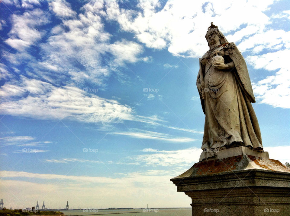 statue queen essex victoria by millwallben